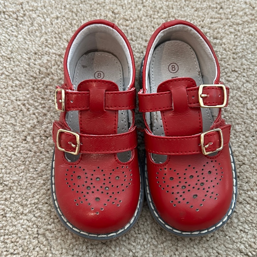 L’Amour toddler size 8 red